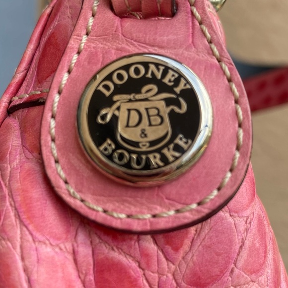 Dooney & Bourke Double Front Pocket Nile Collection Croc Embossed Pink Handbag - Picture 8 of 15